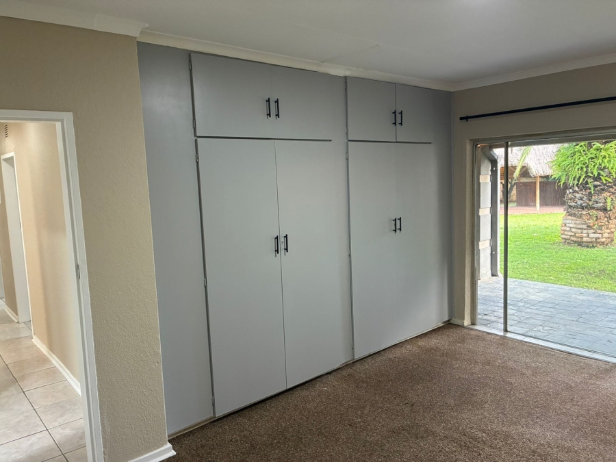 3 Bedroom Property for Sale in La Hoff North West